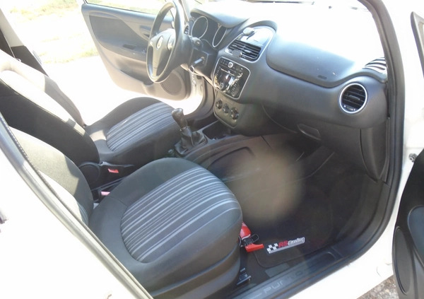 Fiat Punto cena 14900 przebieg: 210655, rok produkcji 2012 z Płock małe 562